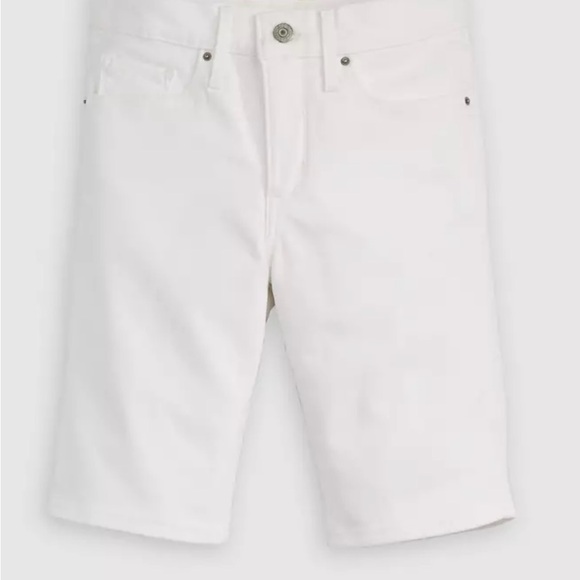 nwt levis shaping bermuda Women's White Denim Shorts 30 - Picture 6 of 7